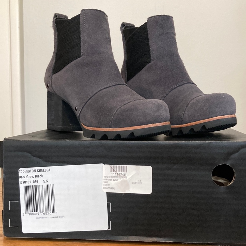 Sorel gray suede ankle boots 5.5